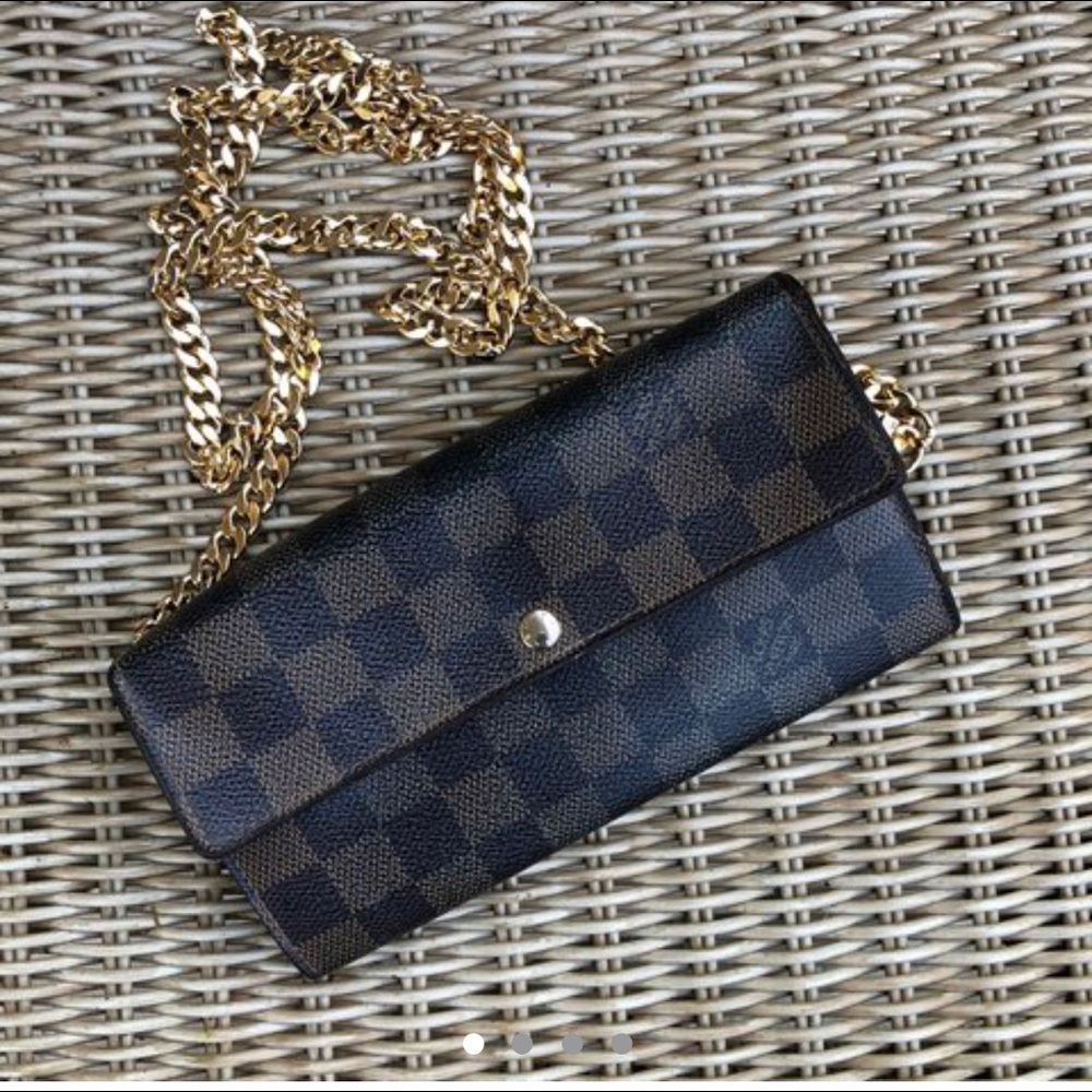 LOUIS VUITTON WOC